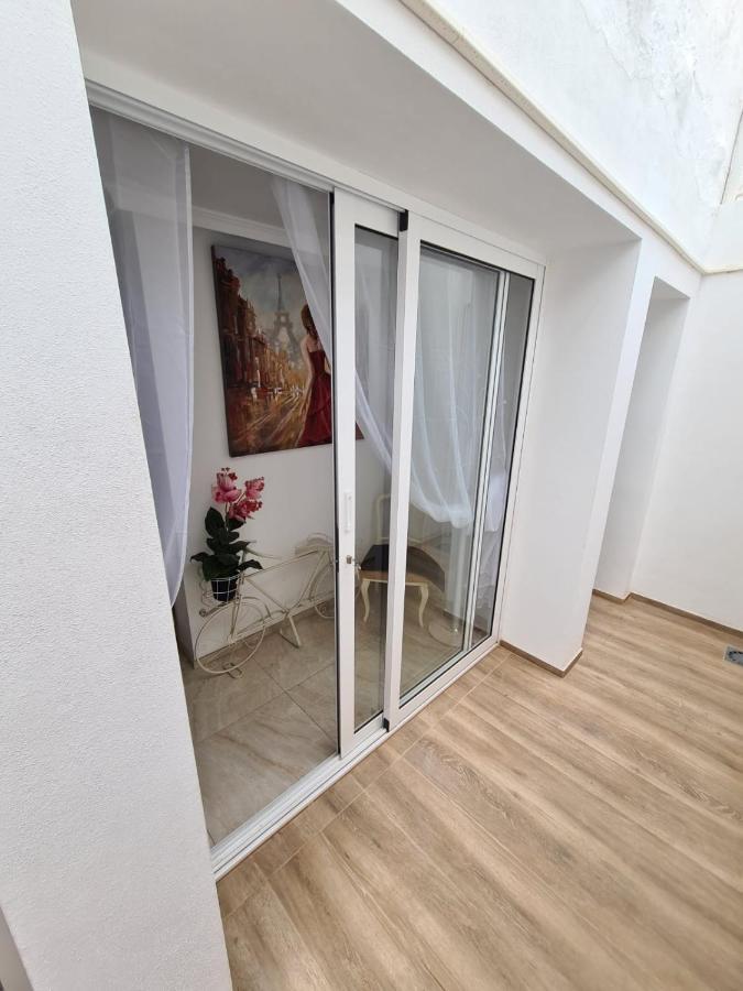 Retro 1 Bedroom Apartment Chayofa Kültér fotó