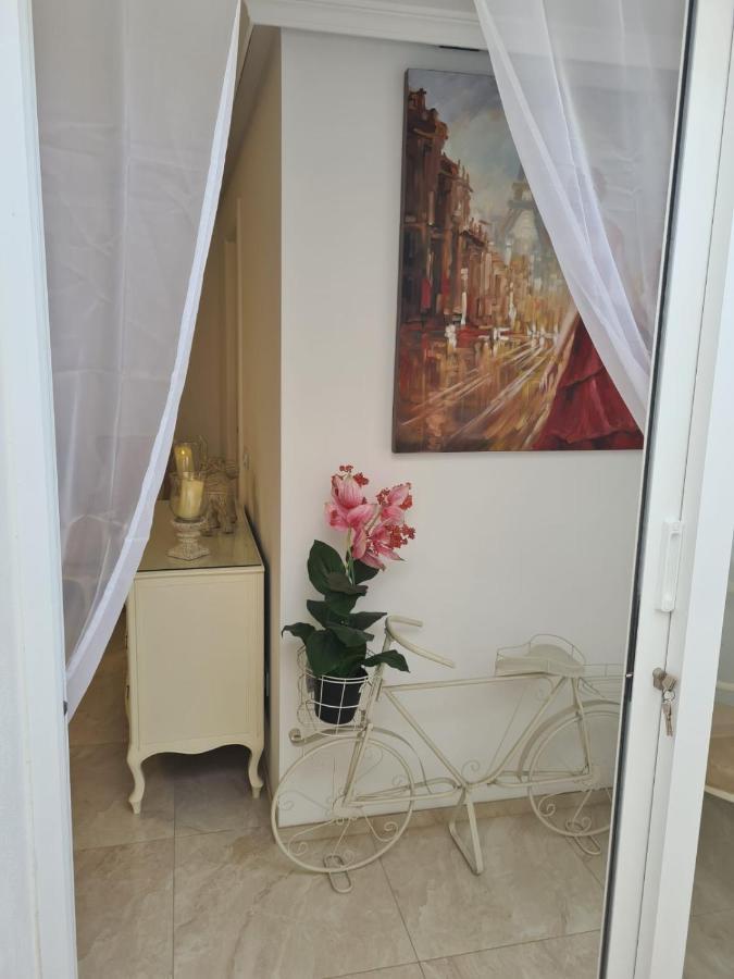 Retro 1 Bedroom Apartment Chayofa Kültér fotó